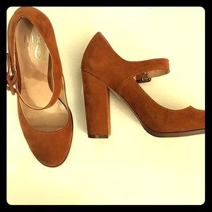 Mix No 6 Mary Jane with Block Heal